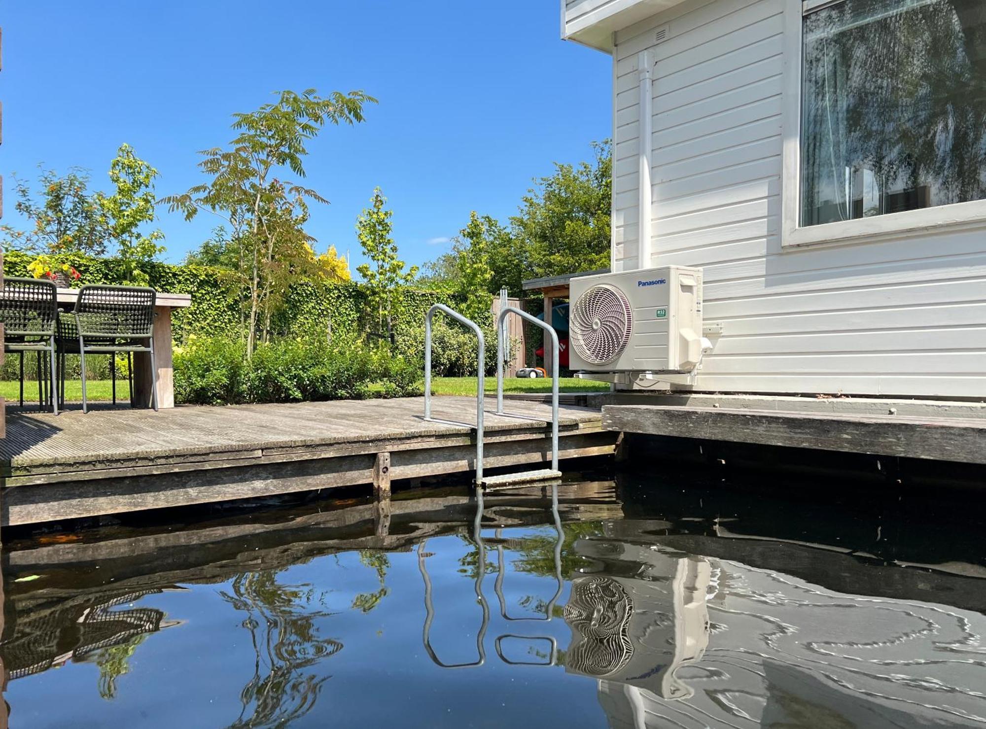 New- Private Cosy Houseboat, On A Lake Near Amsterdam Vinkeveen Exterior photo